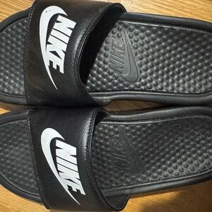 Nike Black and White Kids Sandals